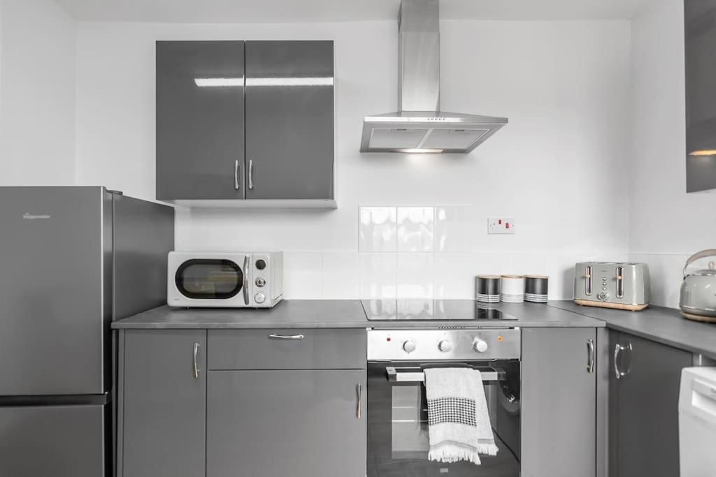 1-Bed Seaside Apartment With Parking Cromer Ngoại thất bức ảnh