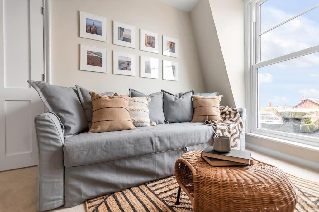 1-Bed Seaside Apartment With Parking Cromer Ngoại thất bức ảnh